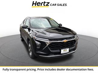 Used 2025 Chevrolet Trax LT FWD video 1