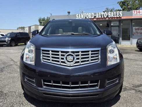 Used 2015 Cadillac SRX Luxury FWD image 6