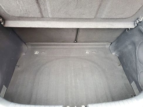 Used 2020 Hyundai Veloster 2.0 Premium image 15