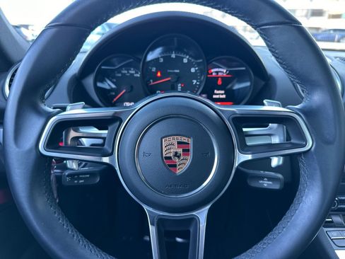 Used 2018 Porsche 718 Cayman image 18