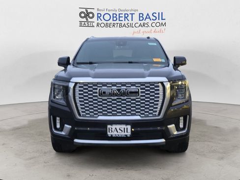 Used 2023 GMC Yukon XL Denali image 8