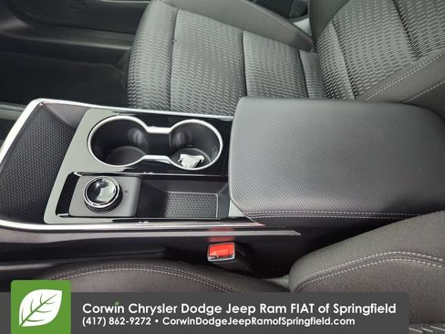 Used 2026 Chevrolet Equinox LT FWD image 29
