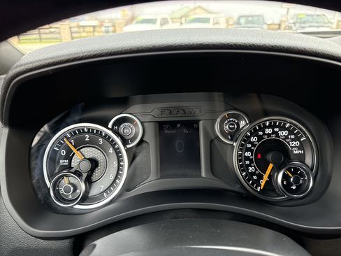 Used 2022 RAM 3500 Tradesman image 24