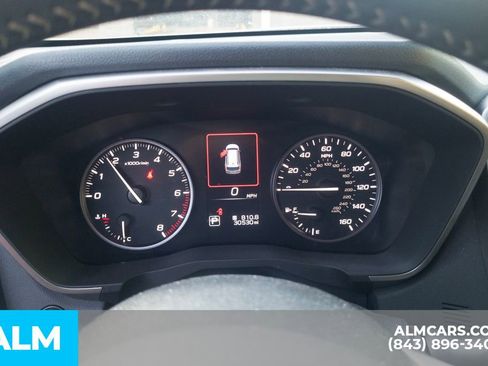 Used 2025 Subaru Ascent Premium image 12