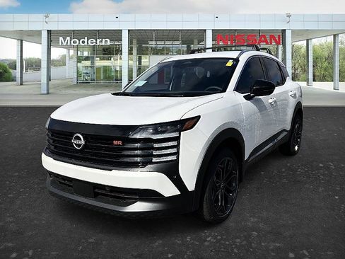 New 2026 Nissan Kicks SR w/ Cold Weather Package image 1