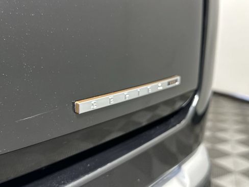 Used 2024 Jeep Grand Wagoneer L Series III AWD/4WD image 34