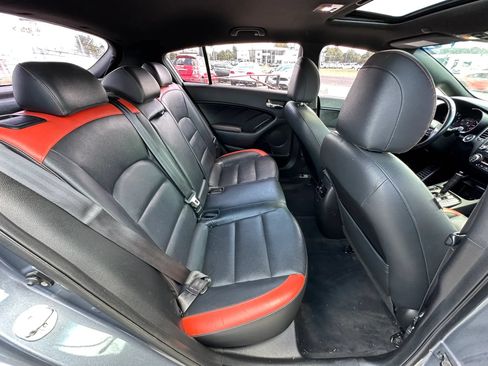 Used 2017 Kia Forte SX w/ SX Premium Tech Package FWD image 14