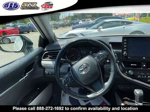 Used 2022 Toyota Camry XSE w/ Navigation Package FWD image 15