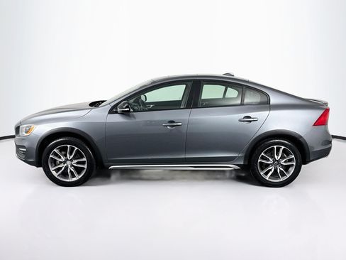 Used 2018 Volvo S60 T5 Cross Country Platinum AWD/4WD image 11