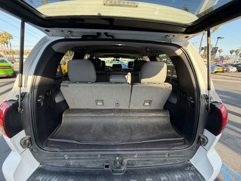 Used 2015 Toyota Sequoia SR5 RWD image 14