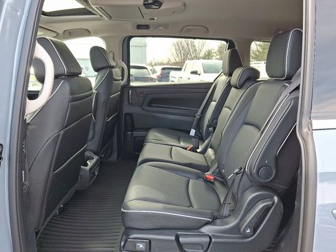 New 2026 Honda Odyssey Elite image 5