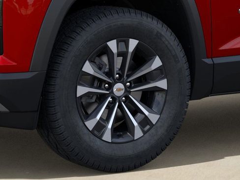 New 2026 Chevrolet Equinox LT w/ Convenience Package II image 9