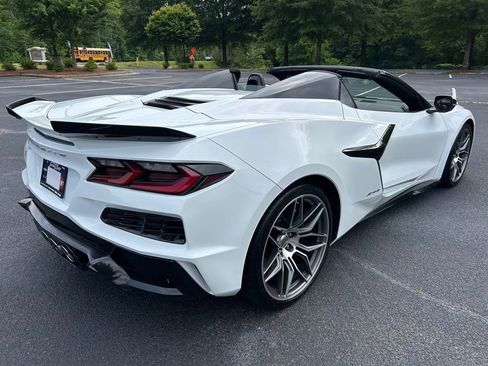 Used 2023 Chevrolet Corvette Z06 w/ Chrome Exterior Badge Package RWD image 6