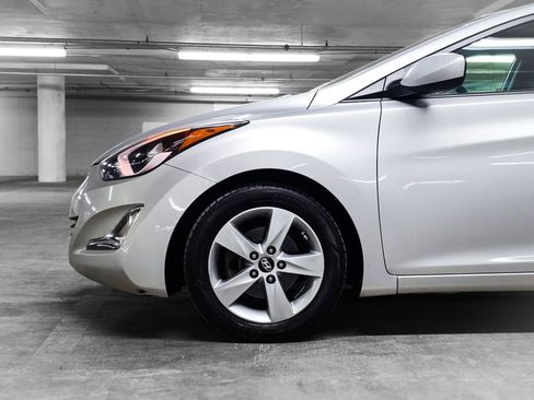 Used 2014 Hyundai Elantra SE w/ Option Group 02 image 15