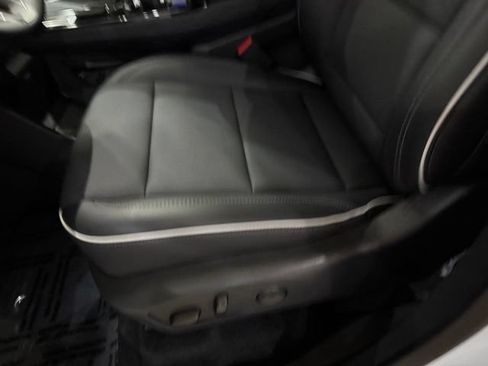 Used 2026 Buick Enclave Preferred FWD image 22