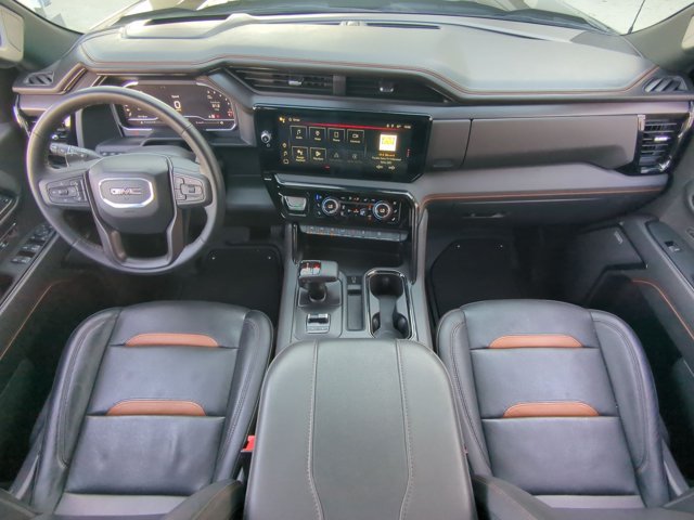 Used 2024 GMC Sierra 1500 AT4 w/ Technology Package AWD/4WD image 18