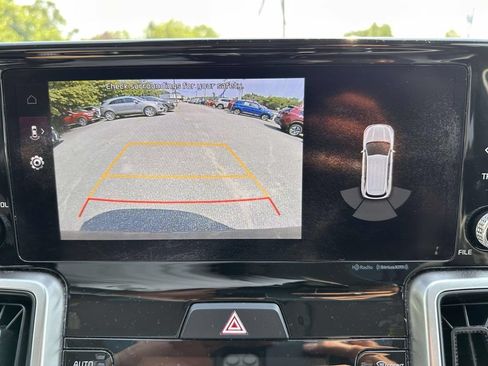 Used 2022 Kia Sorento S w/ Panoramic Sunroof Package AWD/4WD image 23