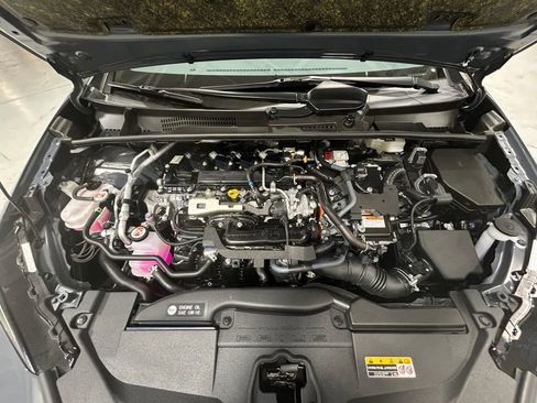 Used 2023 Toyota Prius LE image 30