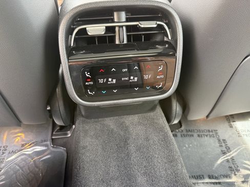 New 2026 Mercedes-Benz E 53 AMG e 4MATIC Sedan image 16
