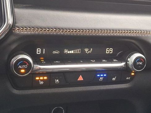 Used 2023 MAZDA CX-50 AWD 2.5 S w/ Premium Plus Pkg image 17