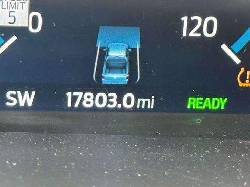 Used 2023 Ford F150 Lariat w/ Equipment Group 502A High AWD/4WD image 18
