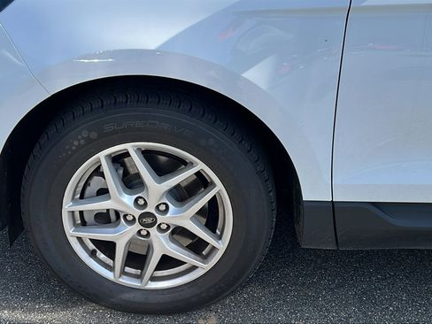 Used 2024 Ford Edge SEL image 12