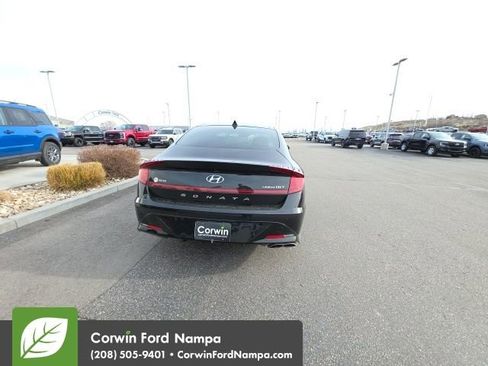 Used 2022 Hyundai Sonata Limited image 8