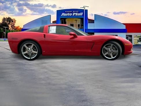 Used 2006 Chevrolet Corvette Coupe w/ Preferred Equipment Group RWD image 30