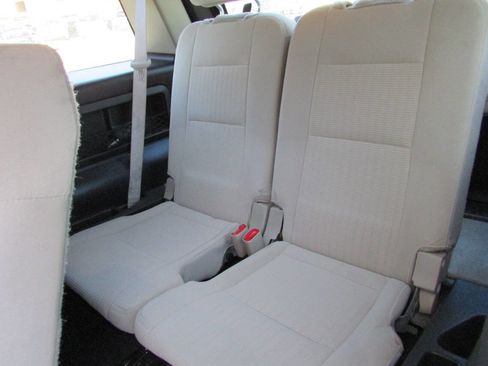 Used 2008 Ford Explorer XLT image 18