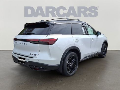 New 2026 INFINITI QX60 Sport w/ Dark Cargo Package AWD/4WD image 4