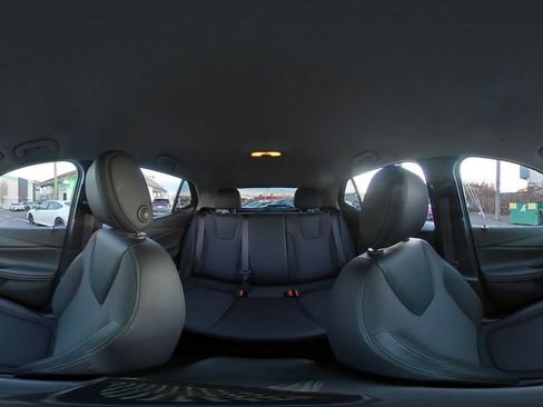 Used 2025 Buick Encore GX Preferred image 40