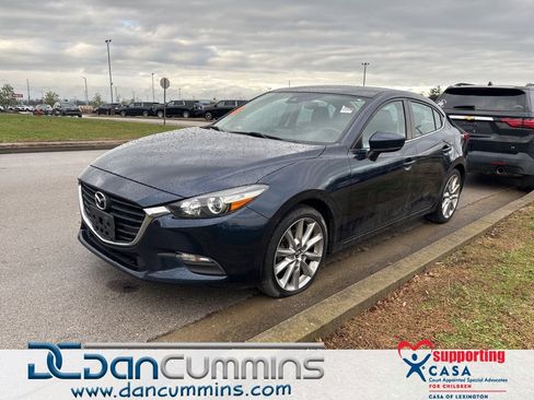 Used 2017 MAZDA MAZDA3 Touring image 1