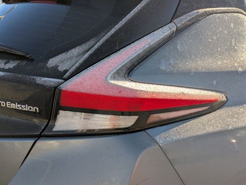 Used 2019 Nissan Leaf SL Plus image 12