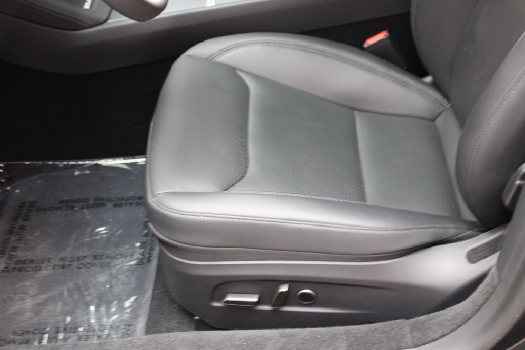 Used 2025 Tesla Model 3 Long Range RWD image 22
