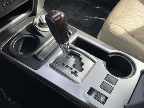 Used 2023 Toyota 4Runner Limited image 34