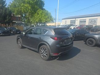 Used 2018 MAZDA CX-5 Touring w/ Preferred Equipment Package AWD/4WD video 3