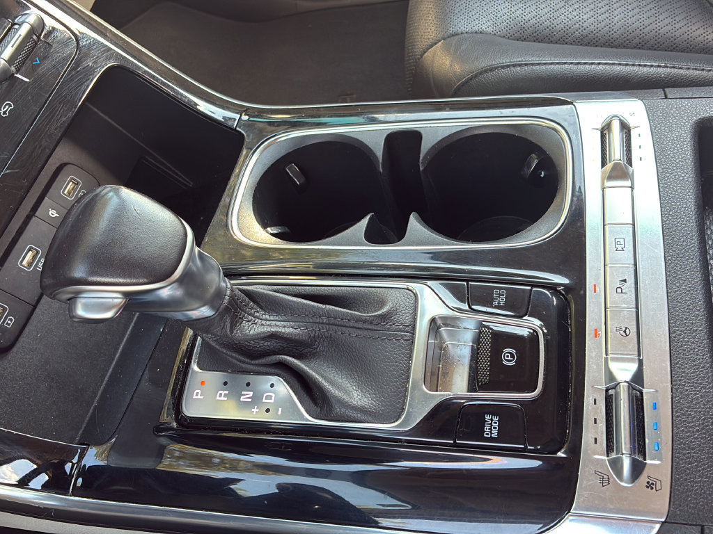 Used 2022 Kia Carnival SX Prestige FWD image 31