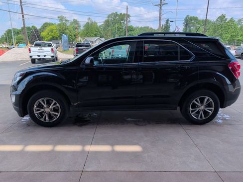 Used 2017 Chevrolet Equinox LT w/ Convenience Package FWD image 4