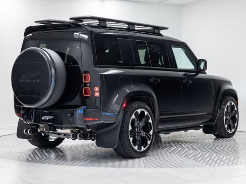 Used 2025 Land Rover Defender 110 X-Dynamic SE AWD/4WD image 5