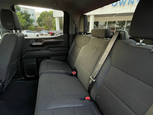 Used 2025 Chevrolet Silverado 1500 LT image 23