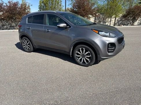 Used 2018 Kia Sportage EX AWD/4WD image 10