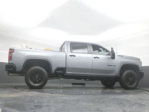 Used 2024 Chevrolet Silverado 2500 ZR2 w/ Technology Package AWD/4WD image 52