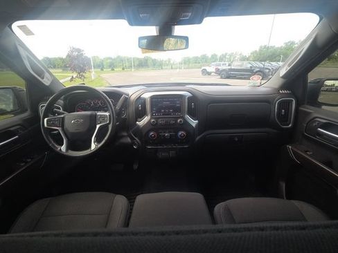 Used 2019 Chevrolet Silverado 1500 RST w/ All-Star Edition AWD/4WD image 17