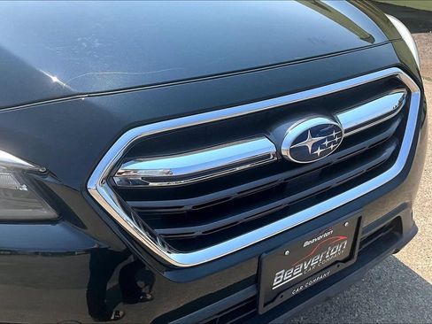 Used 2018 Subaru Outback 2.5i Limited AWD/4WD image 32