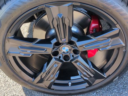 Used 2025 BMW X3 xDrive30i w/ Premium Package image 13