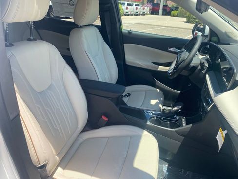 New 2026 Buick Encore GX Avenir w/ Avenir Technology Package image 35