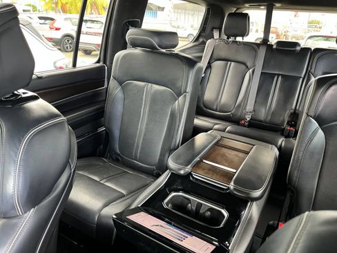 Used 2023 Jeep Grand Wagoneer Series II AWD/4WD image 44
