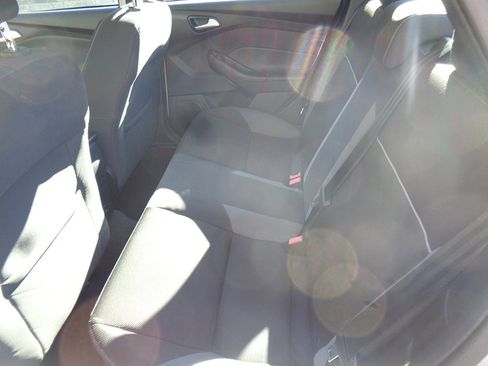 Used 2014 Ford Focus SE image 11