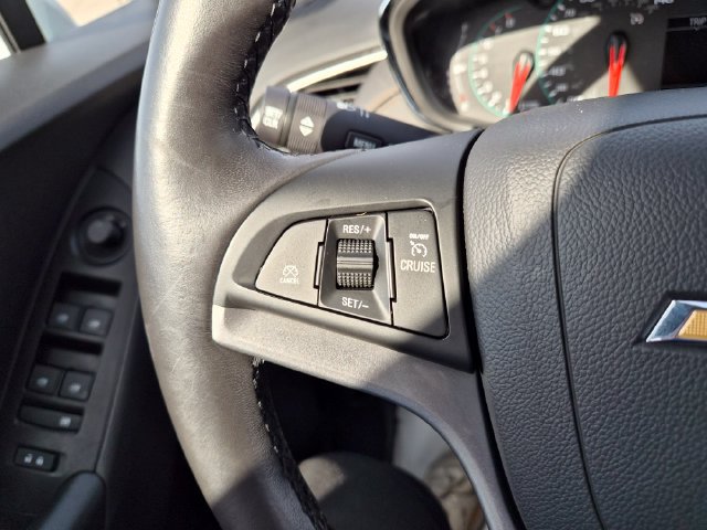 Used 2022 Chevrolet Trax LT w/ LT Convenience Package AWD/4WD image 18