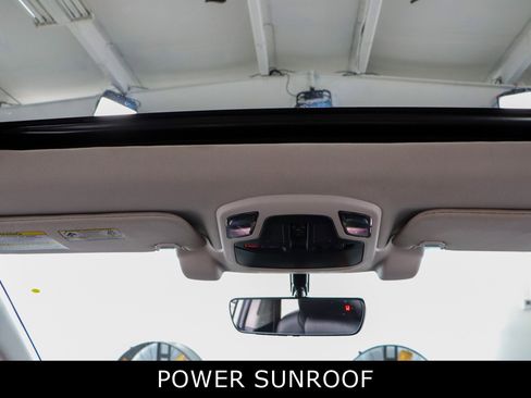 Used 2021 Subaru Outback Limited image 21